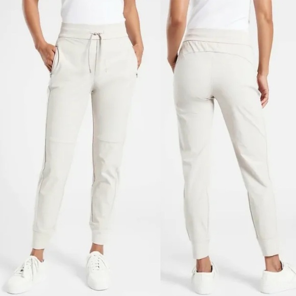 Athleta Pants & Jumpsuits Athleta Headlands Hybrid Trek Jogger 6